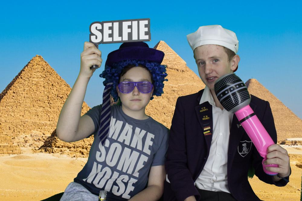 Leavers BBQ | View more photos from the event at gallery.myphotoboothexperience.co.uk/u/MyPhotoBoothExperienceLtd/Leavers-BBQ